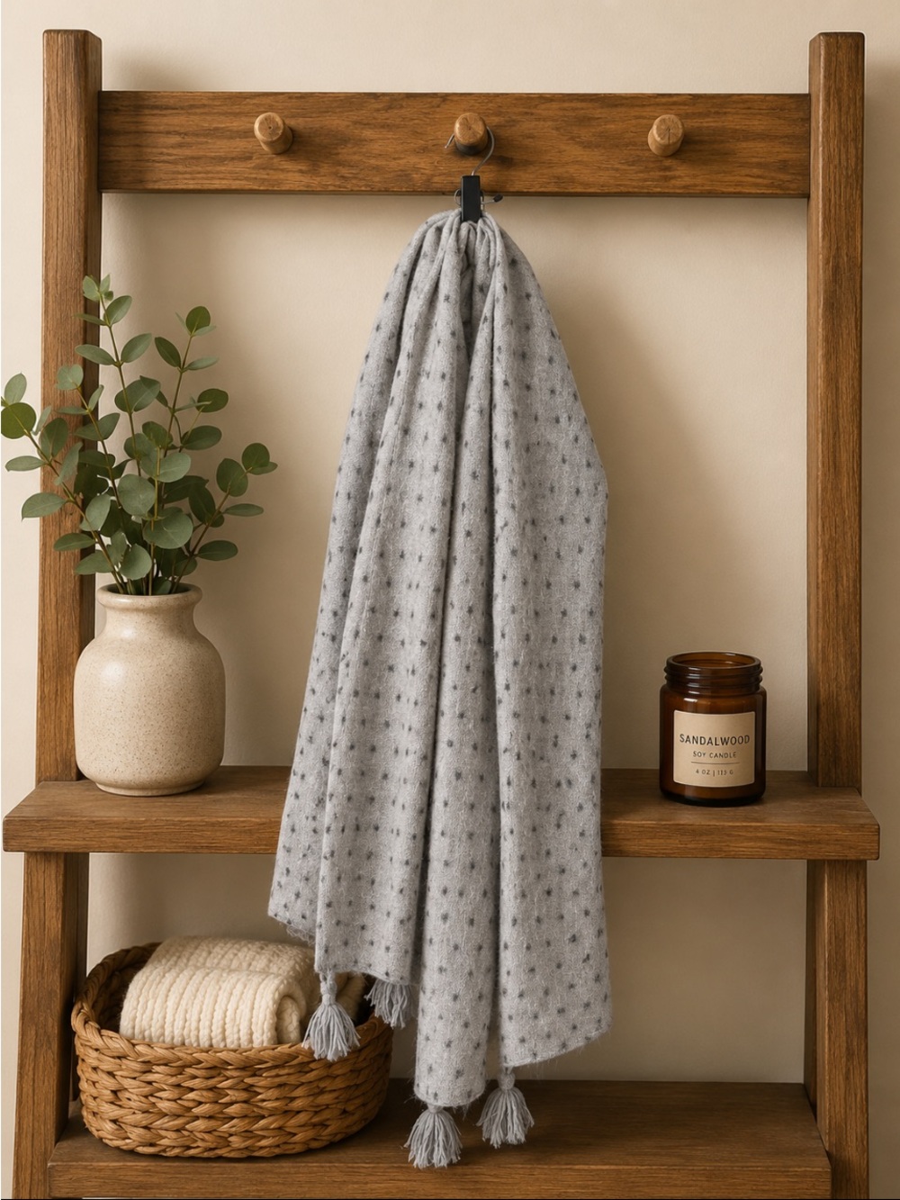Cozy gray Comptoir Des Cotonniers tassel scarf